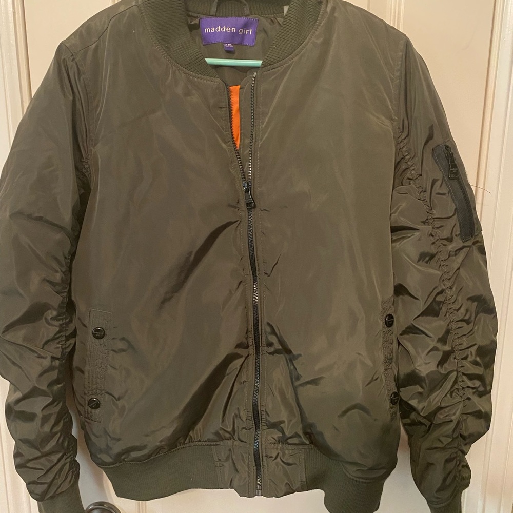 Madden Girl Green puffer coat